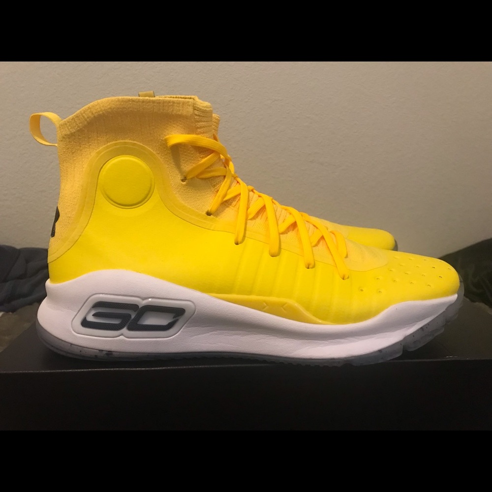 Brand New Authentic Under Armour Steph Curry 4
